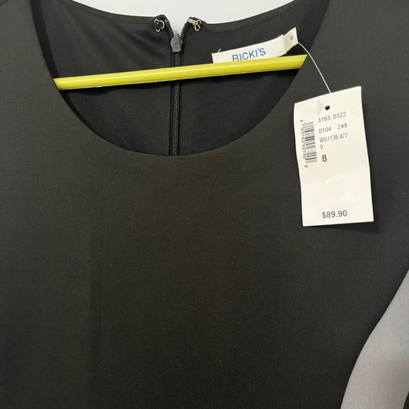 Dress - Picture 2 of 2